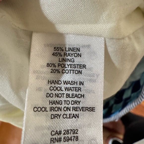 House of Harlow 1960 Blue Hibiscus Skirt NWOT M - Picture 6 of 6